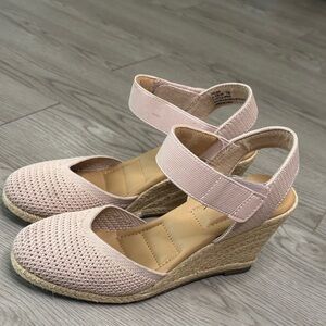 me too Blush Knit Espadrille Wedge Sandals with Ankle Strap